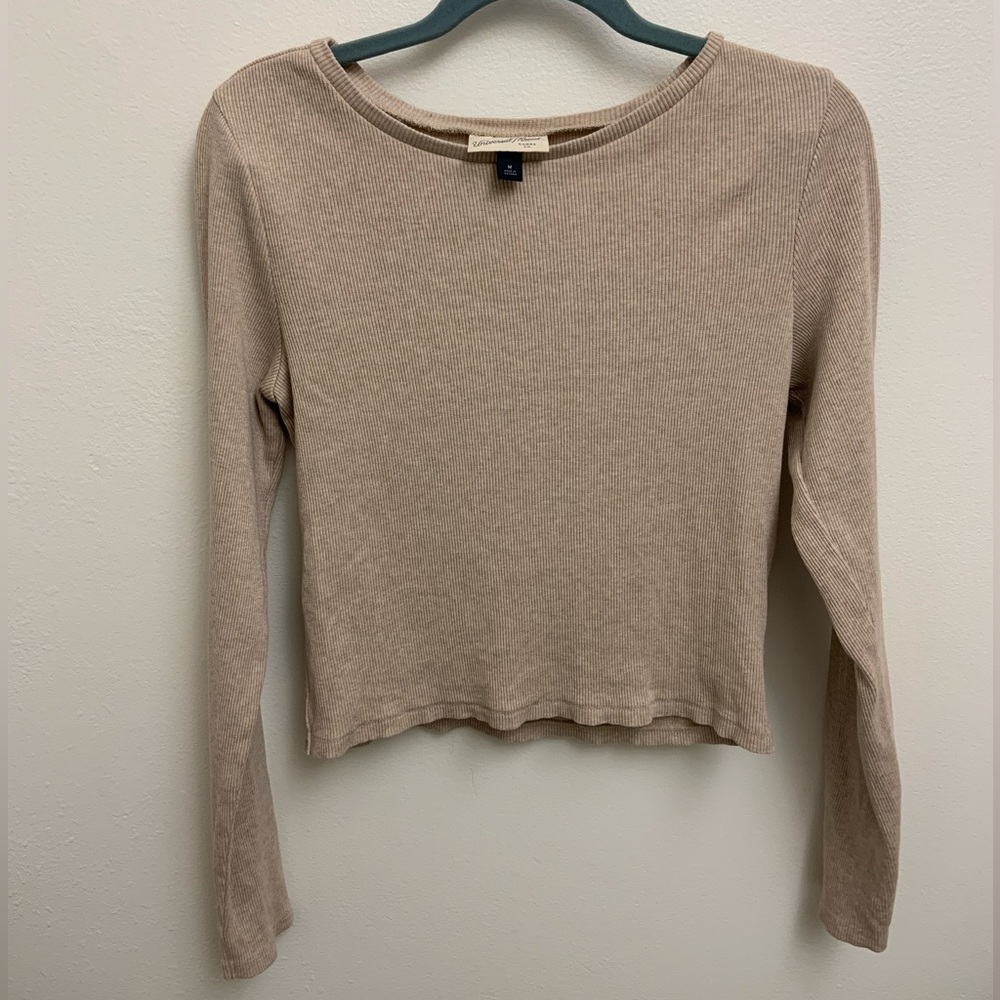Universal Thread Beige Long Sleeve Ribbed Cropped Basic Top in Oatmeal Women’s M